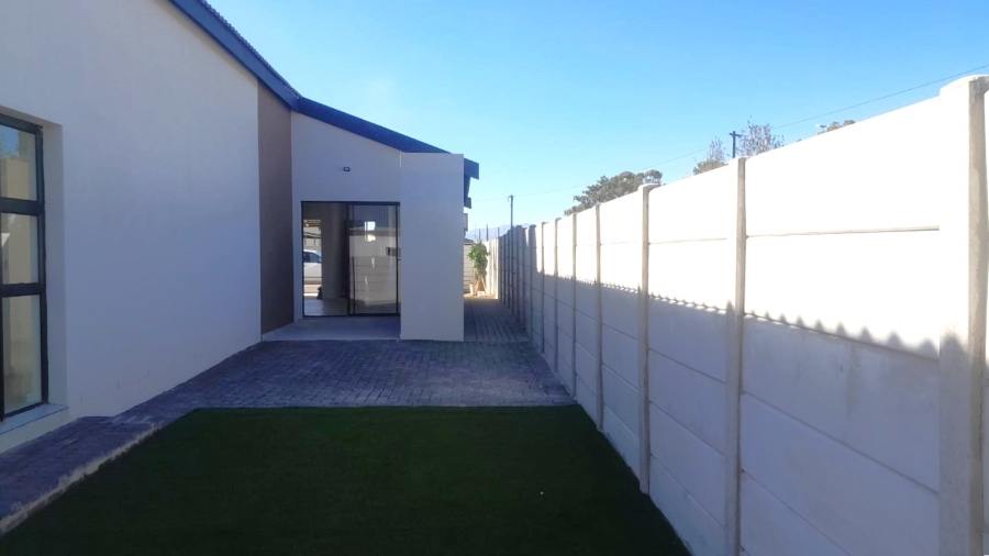 3 Bedroom Property for Sale in Croydon Western Cape